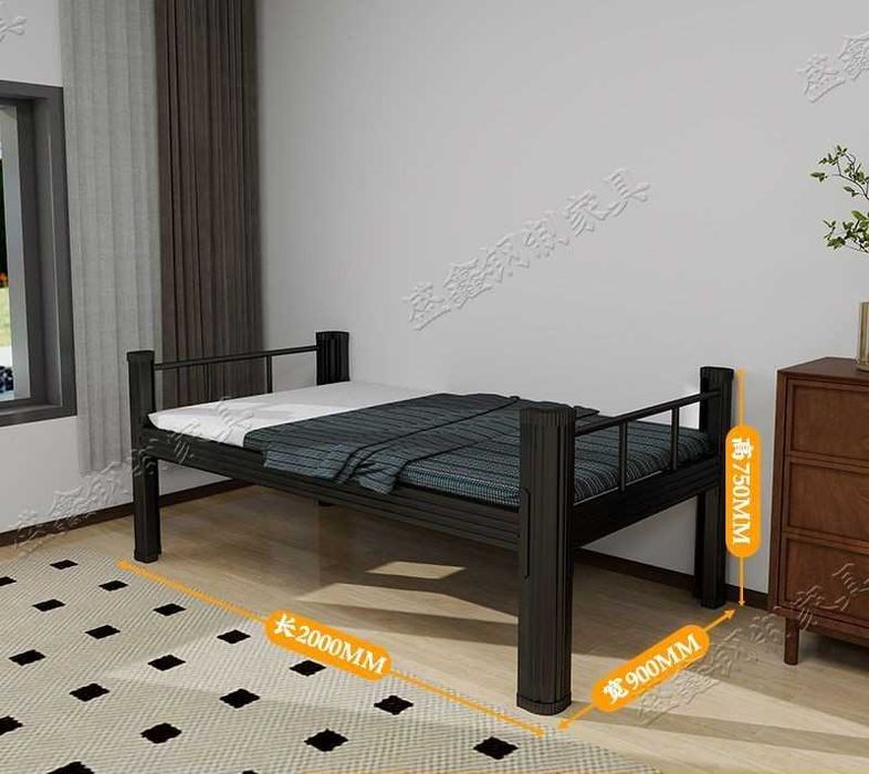 Двухъярусная кровать с металлическим каркасом