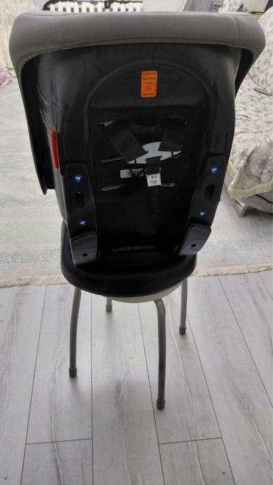 Продам автокресло