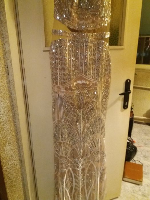 Официална  рокля