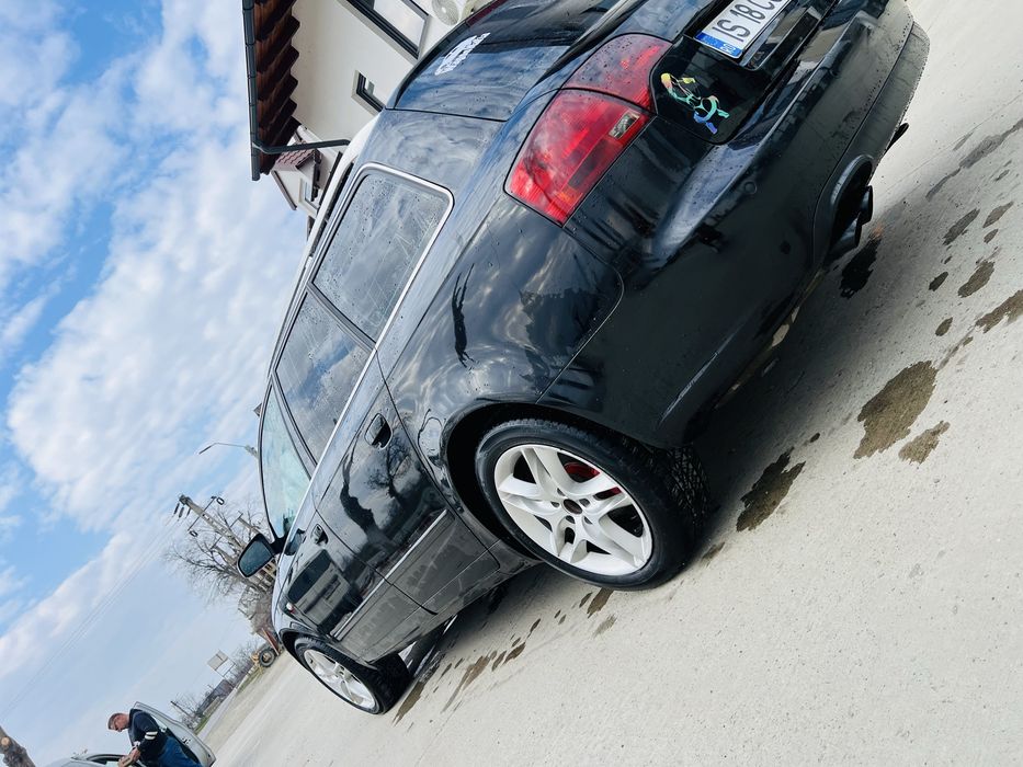 Vand Audi A4 B7 S-line / Recent înmatriculata