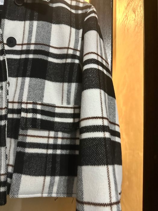 Късо палтенце Зара