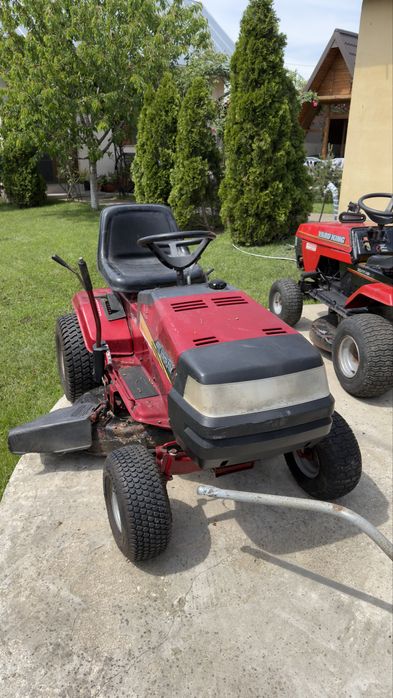 Vand tractor de tuns iarba Murray