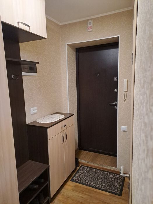 продам 3 к.кв. иманова 34