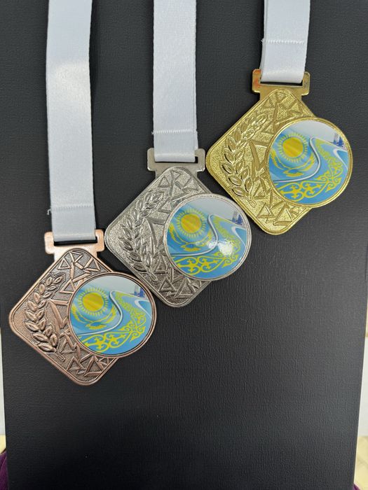 Медаль ромб medal