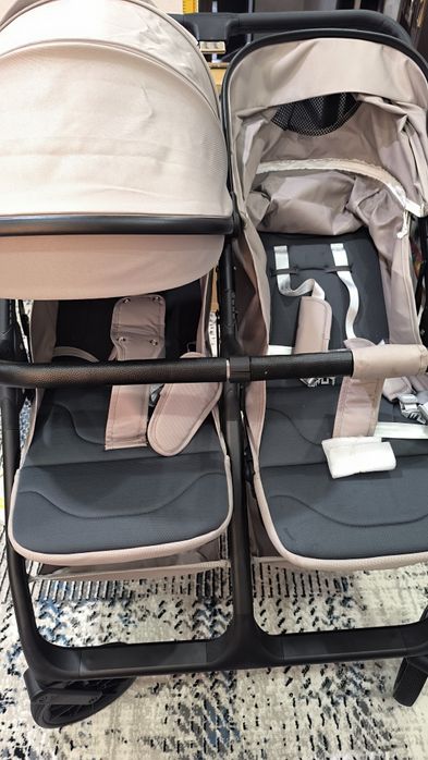 Эгзак коляска, янги. Жудаям кулай