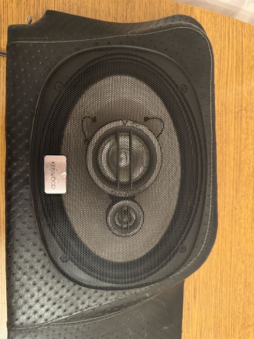 Комплект для Матиза колонки и усилитель