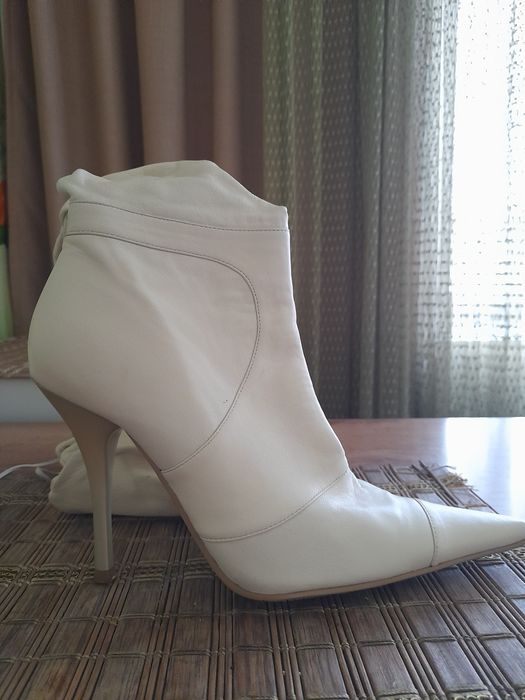 Продам ботфорты.