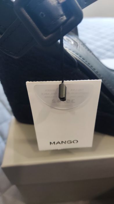Mango Сандали с подарък чанта DKNY