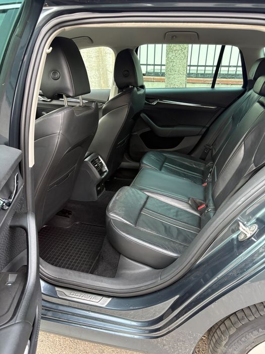Skoda Octavia 2.0dsg  automatic Matrix  nr rosii rar piele