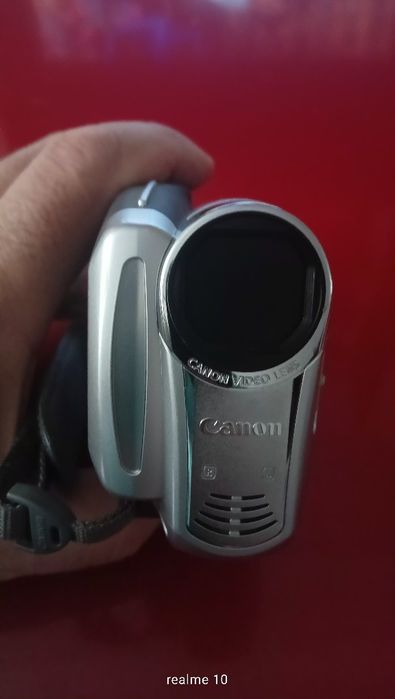 Vând camera video DVD-RW  Canon DC 201
