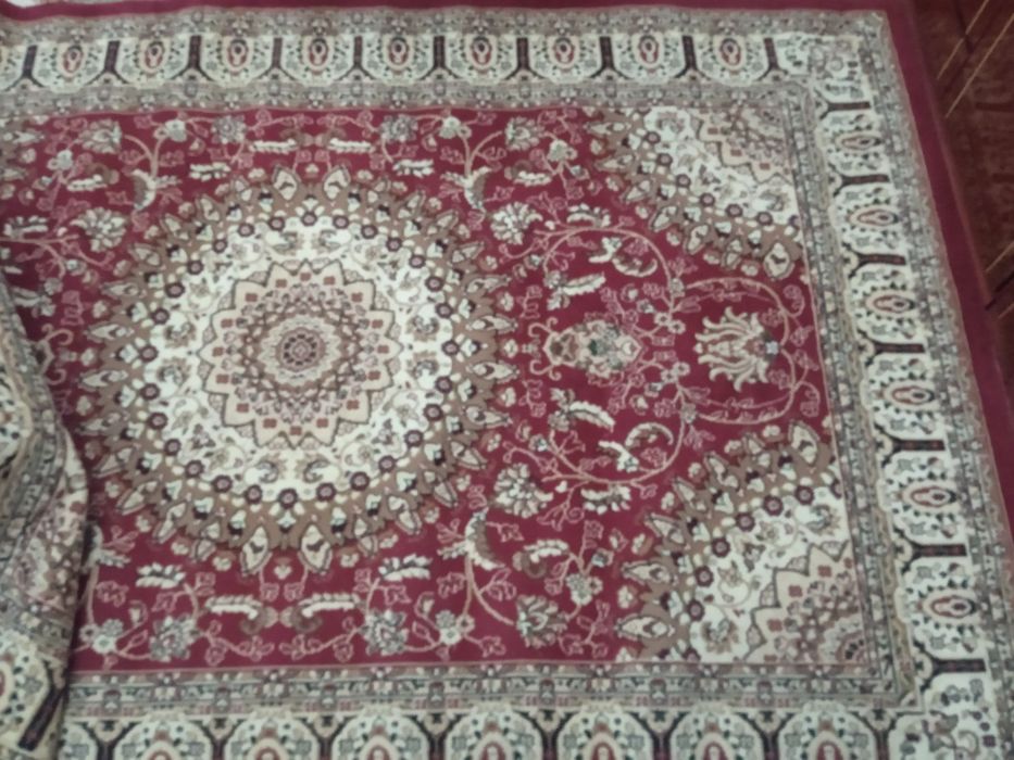 Ковер бу 2 метра на 3 метра