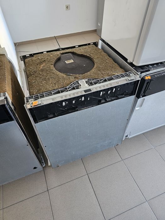 Съдомиялна за пълно вграждане SIEMENS