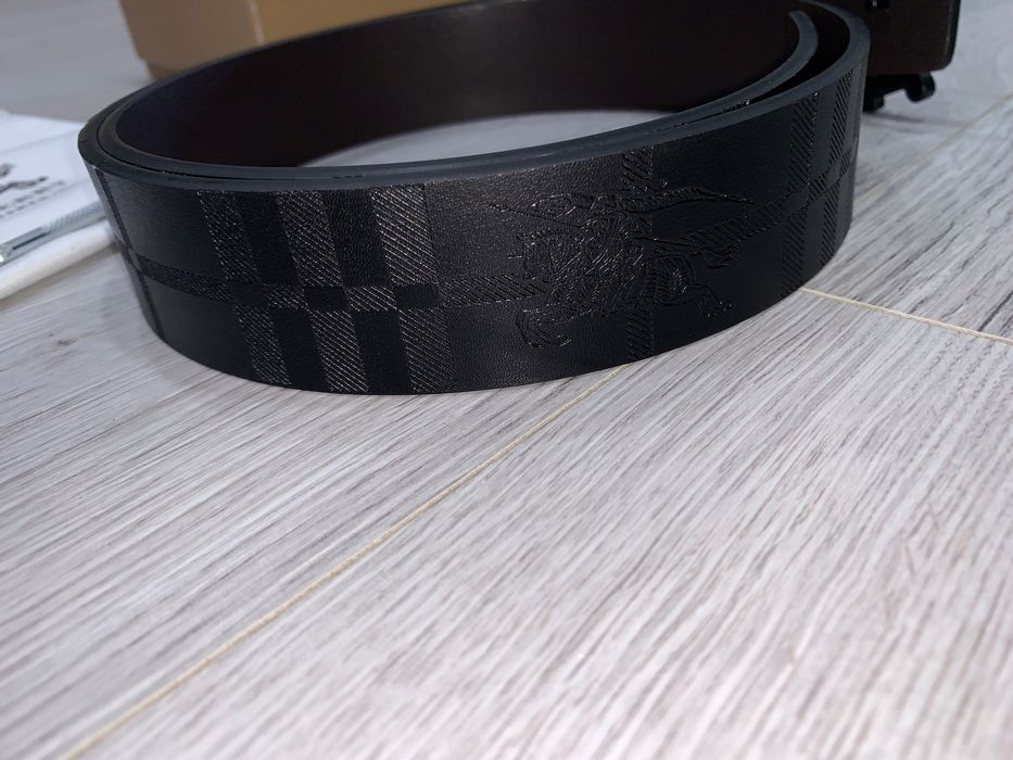 Колан Burberry