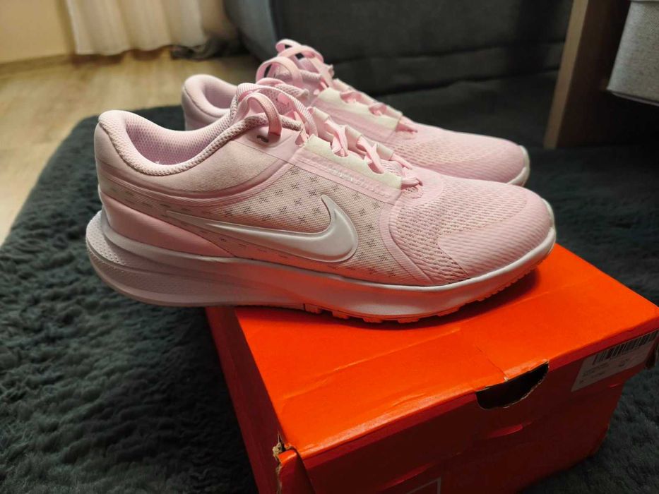 Дамски маратонки "Nike star runner 5",38 номер