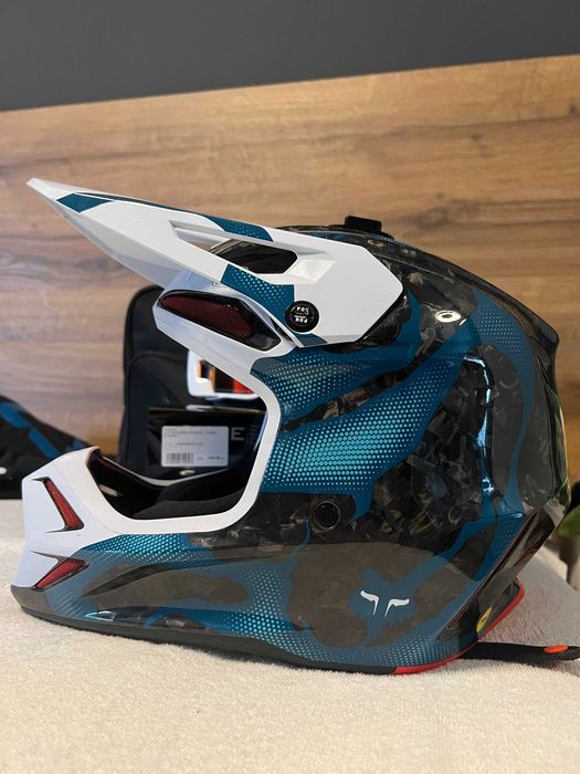 Каска Fox V3 rs withered