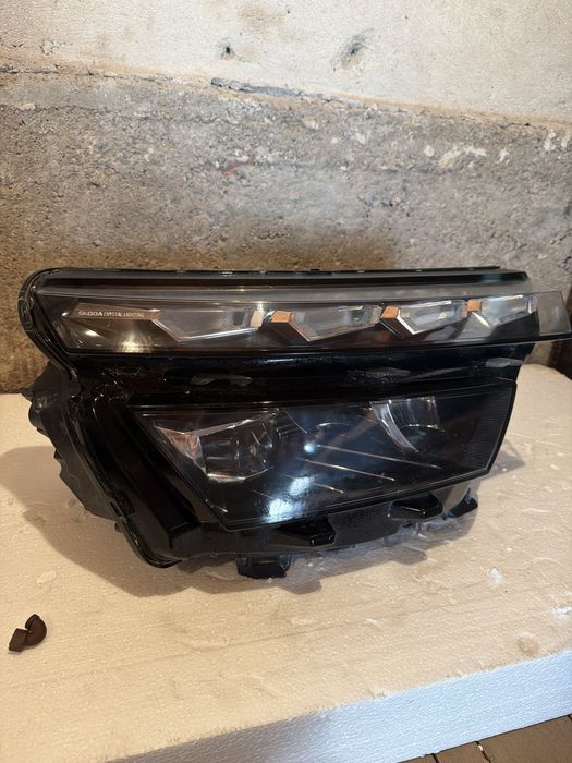 Фар за Skoda Kamiq Full Led 22-