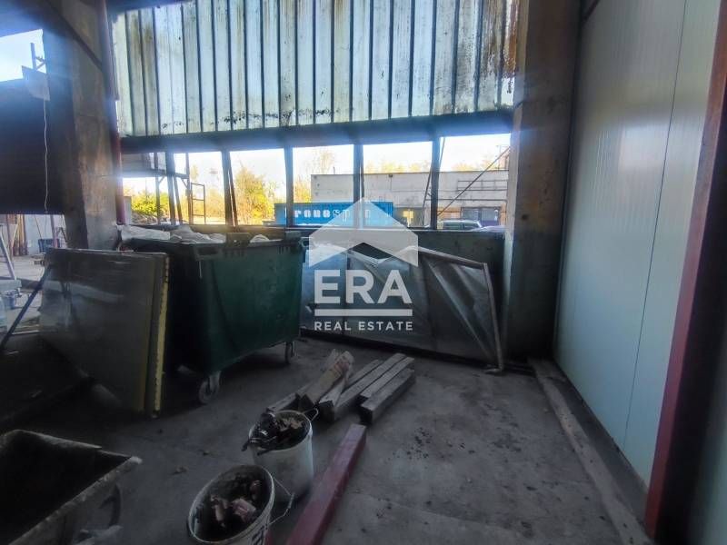 Дава се под наем Склад в Хасково, Овчарски - 200 кв.м за 600 € - Снимка #2