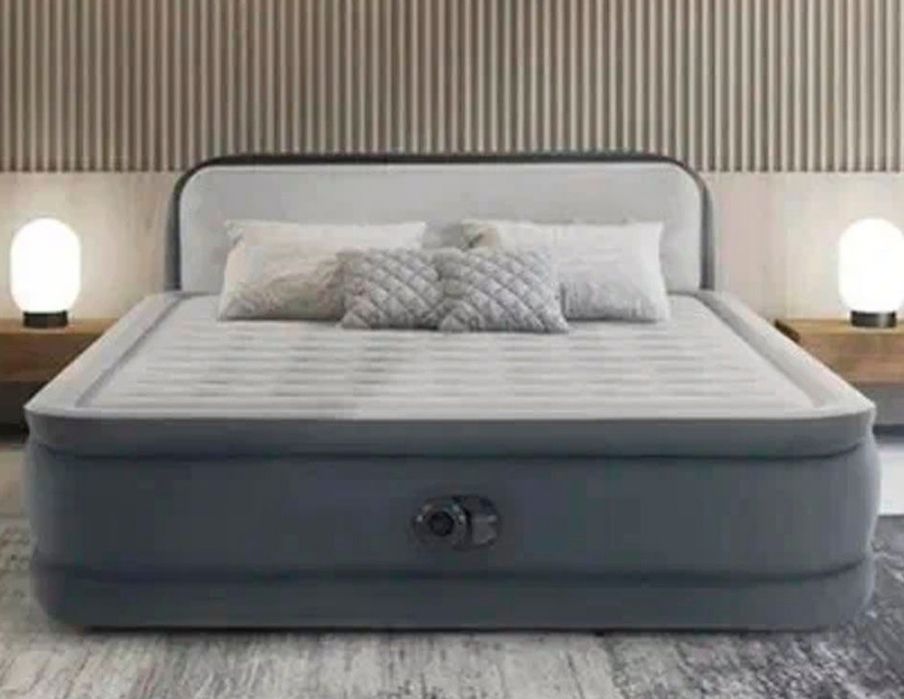 Продается надувная кровать двуспальная.