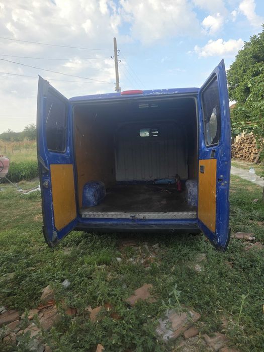 Цял за части Citroen Jumper 2004година 2.0 tdi 90кс