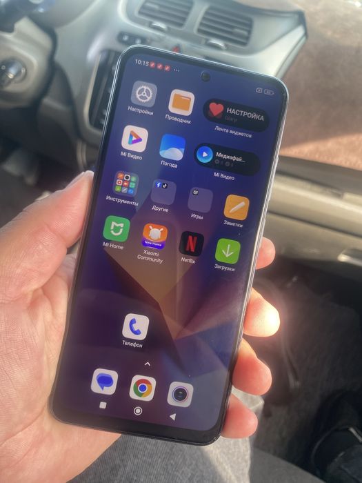 Продам смартфон в отличном состояний Redmi note 10s