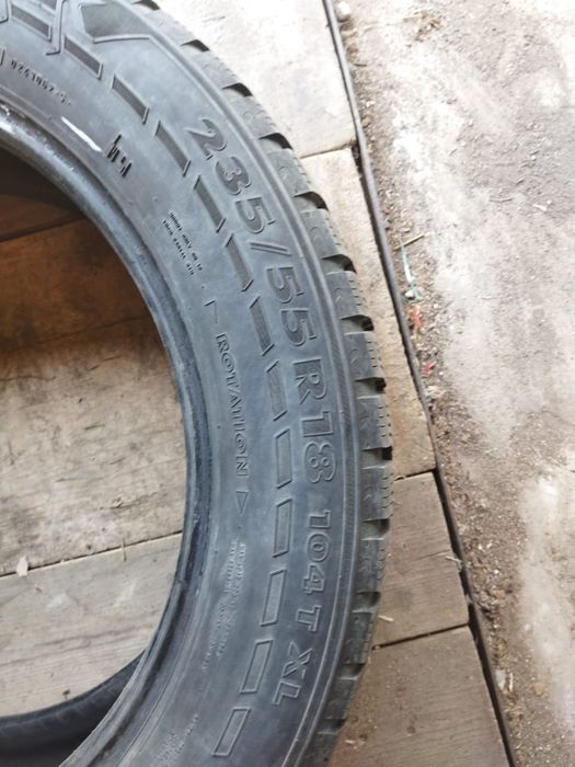 Продам комплект зимних шин