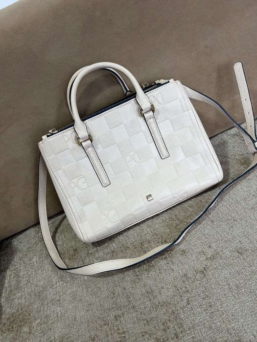 Purificacion Garcia - чантичка (оригинална)