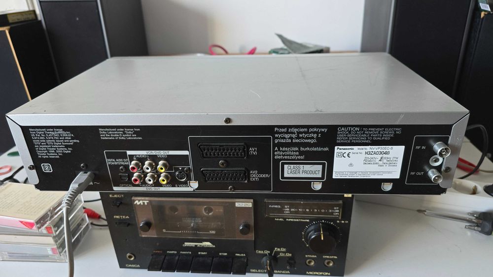 Player/Recorder VHS/DVD Panasonic NV-VP30 EC-S, functioneaza total