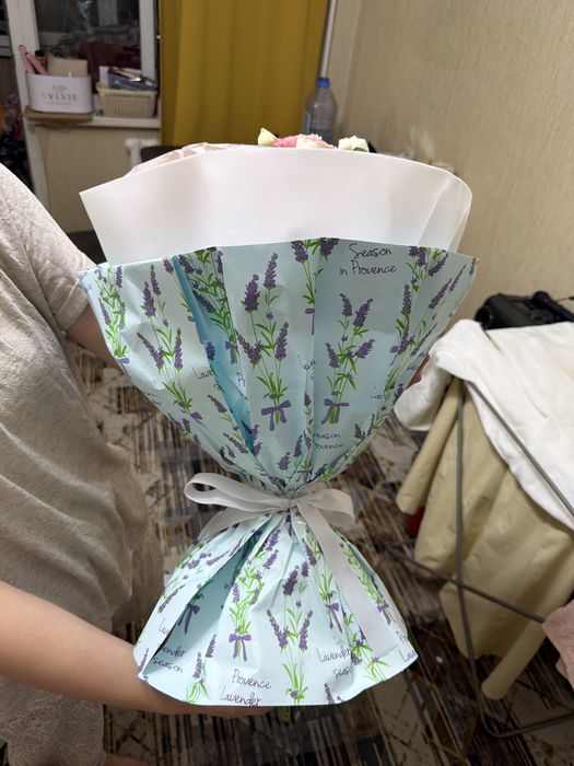 Кустовые розовые розочки