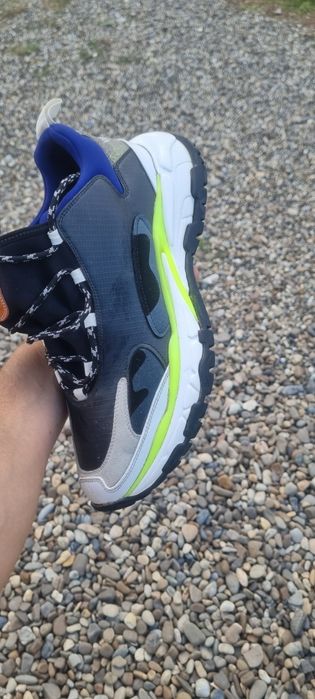 Adidași Valentino