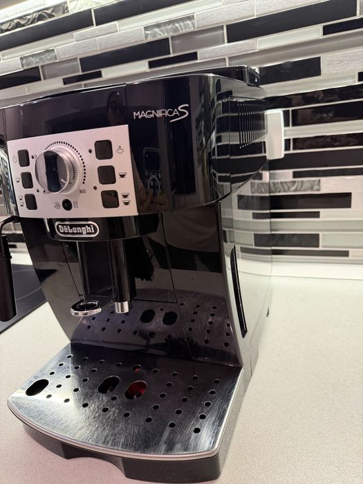 Espressor automat DeLonghi Magnifica S