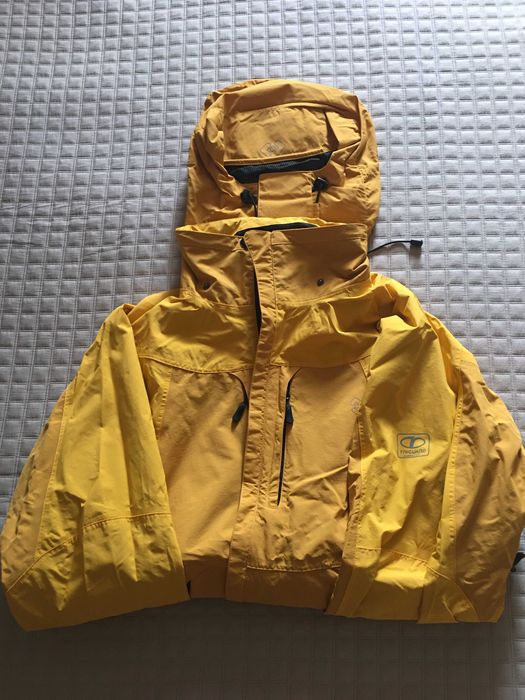 Oferta de vara-Jacheta impermeabila barbati vant/ploaie  TRIMM-material GoreTex.