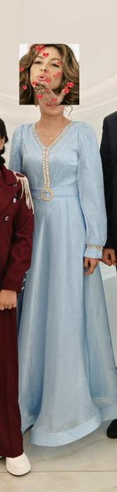 Продам красивое голубое платье