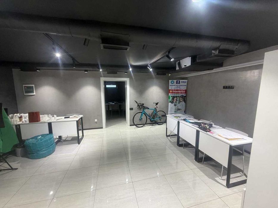 Аренда ПЕРВАЯ ЛИНИЯ 164м2 Ор-р Цум Кафе Bon