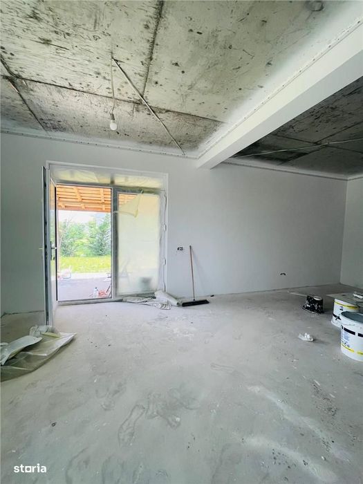 Vanzare In Rate Pe 3 Ani Vila 4 Camere 650 Mp Teren Dragomiresti Vale