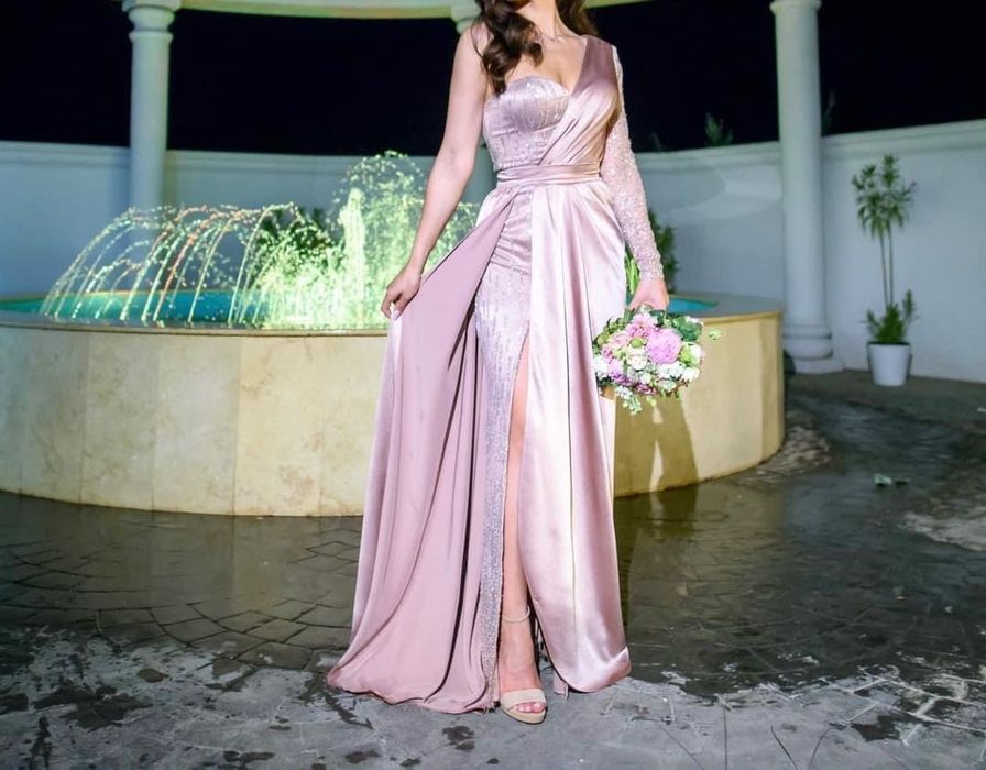 Rochie eleganta de nasa