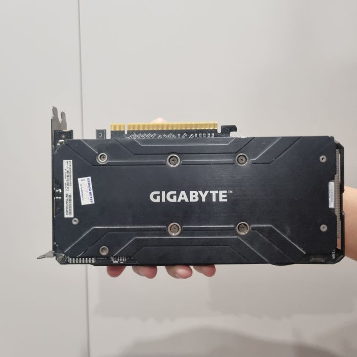 Rx 570 гигобайт игровая видео карта