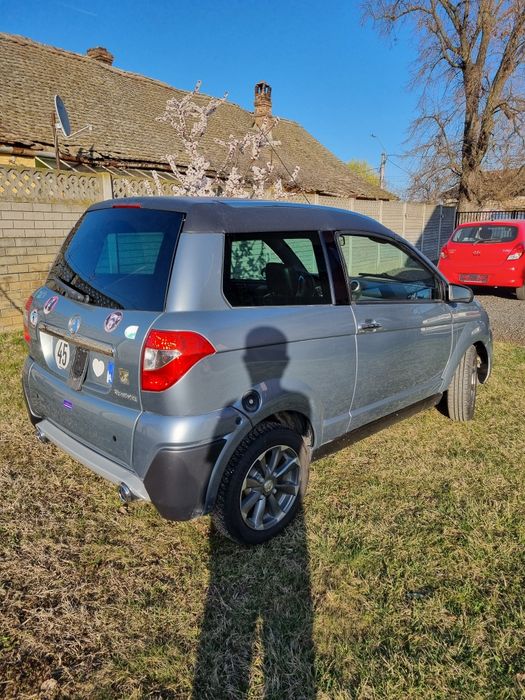 Aixam Crossover an 2013