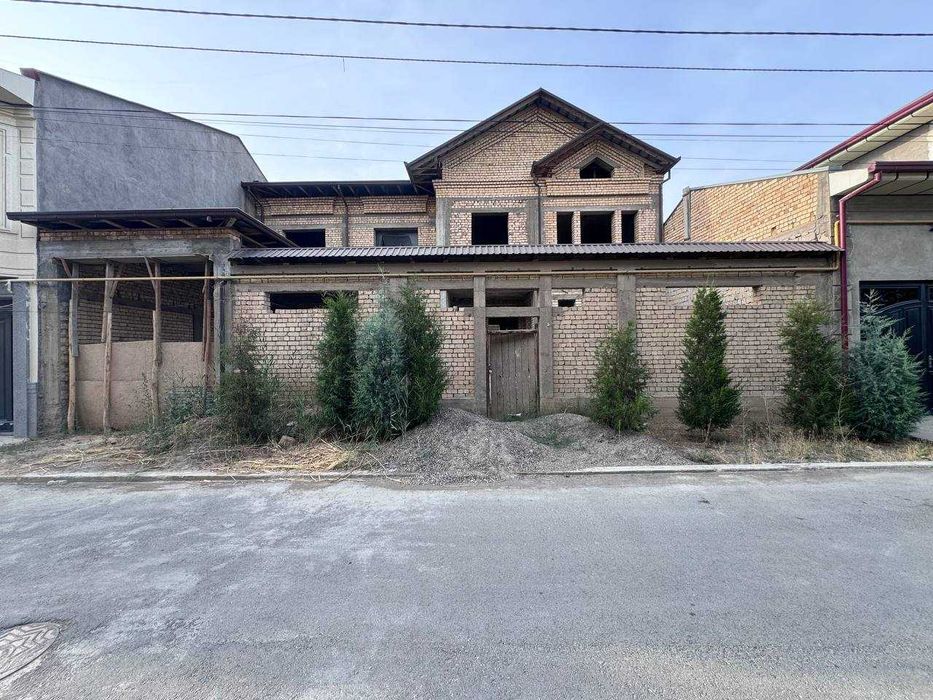 Юнусобод Хасанбой махалла 6-соток 2-этажная добротная коробка. Срочно!