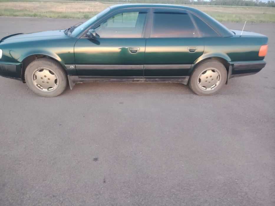 Продам ауди 100 с4