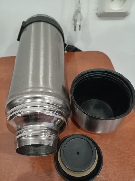 Термос хорошем сост