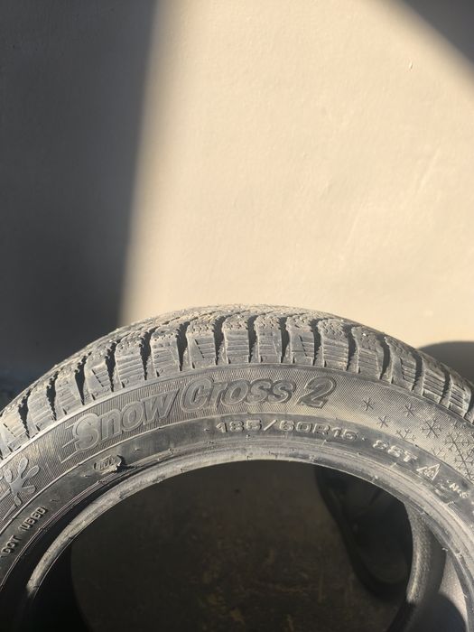 Продам шины зимние 15