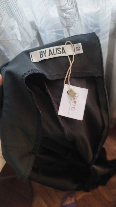 Платье       продам