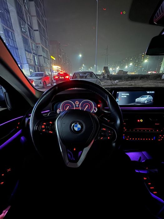 BMW G30 2018г 2L Twin power turbo