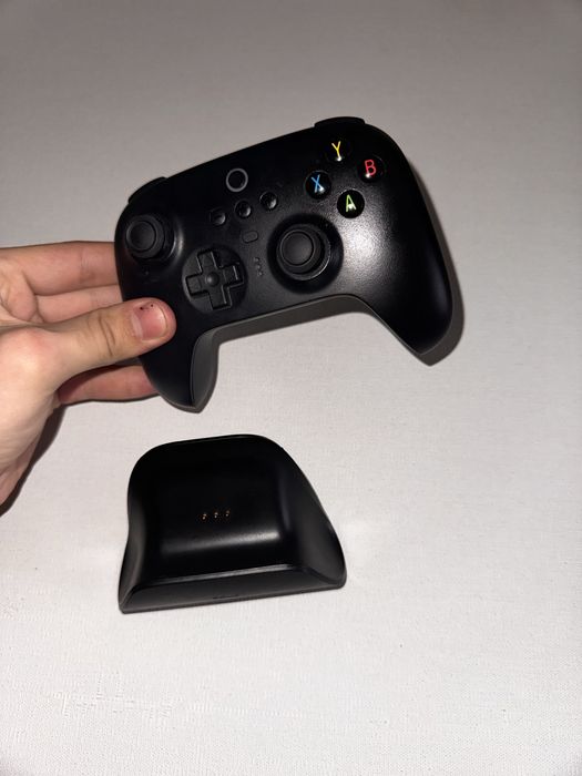 Геймпад 8bitdo с док станцией