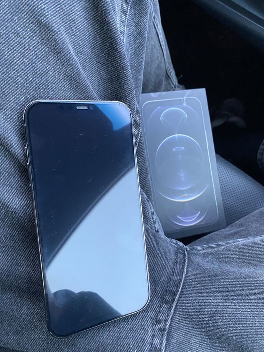 Продам айфон 12 pro max