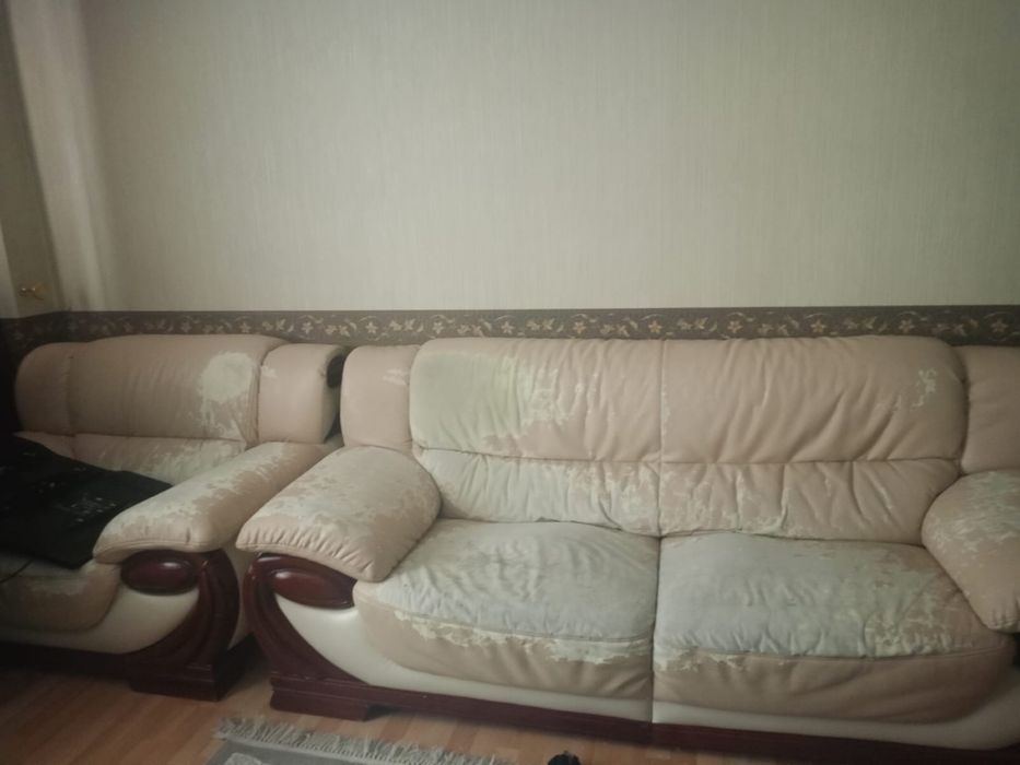 Продам диван и два кресла