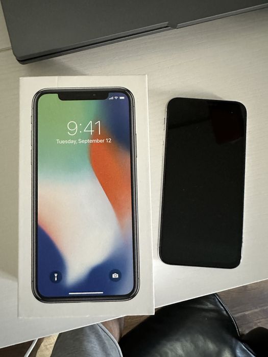 Продам iphone X 64 Gb