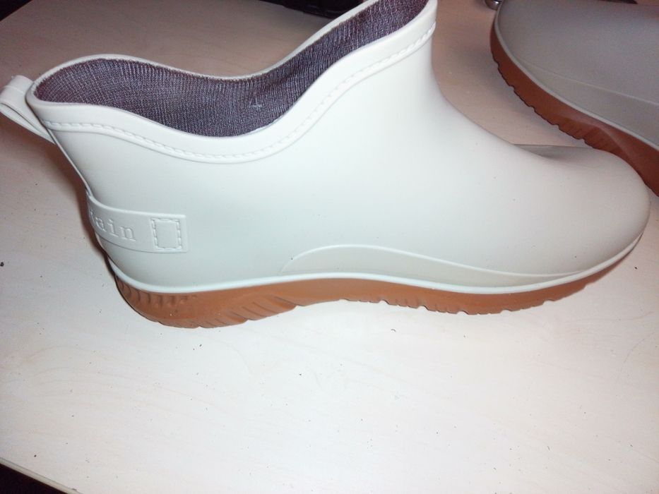 гумени ботуши от Китай