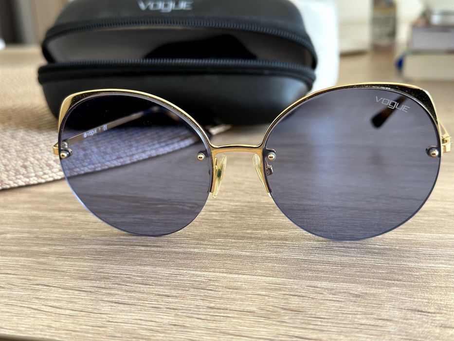 Дамски сини слънчеви очила Vogue
