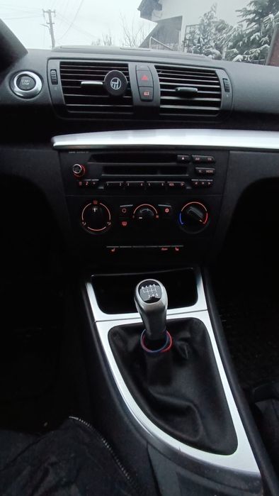BMW seria 1- 116i- benzina